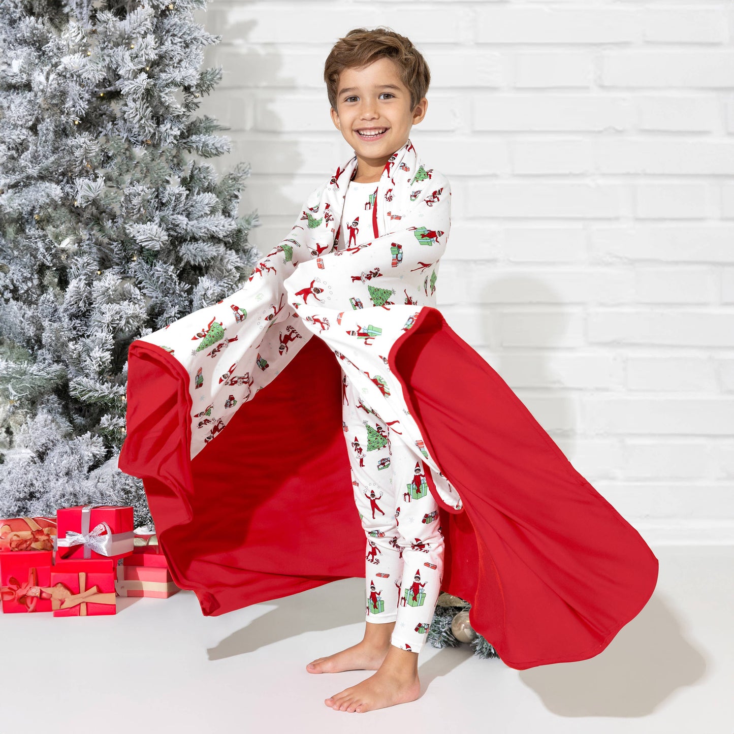 Bellabu Bear - The Elf on the Shelf Bamboo Kids Pajamas: 4T